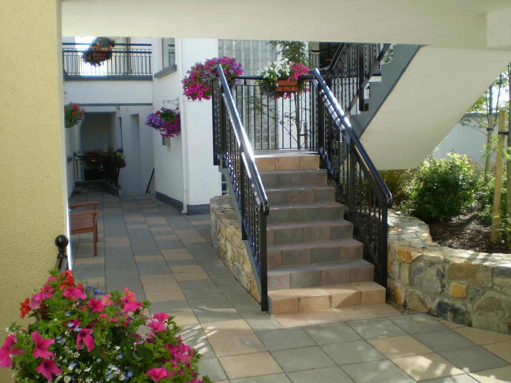 Donegan Court Aparthotel Galway Quarto foto
