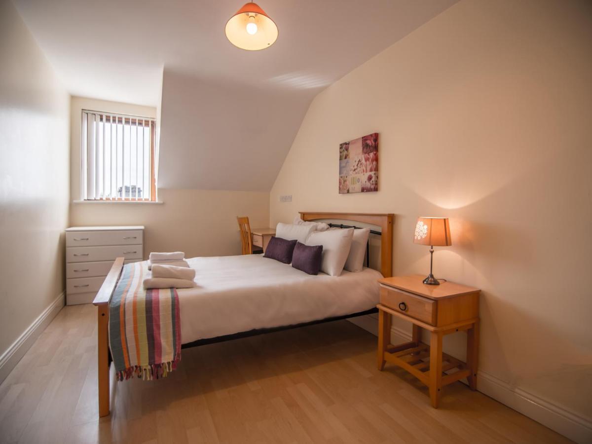 Donegan Court Aparthotel Galway Exterior foto